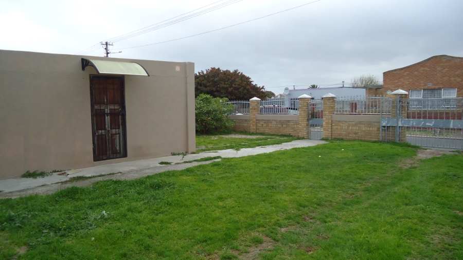 3 Bedroom Property for Sale in Devon Park Western Cape